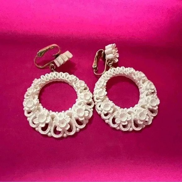 Vintage Boho Bracelet & Clip-on Earring Set-Excellent Condition. - Picture 3 of 9
